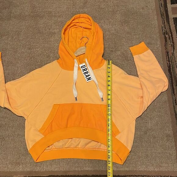 BDG Hoodie. NWT. - Picture 13 of 14
